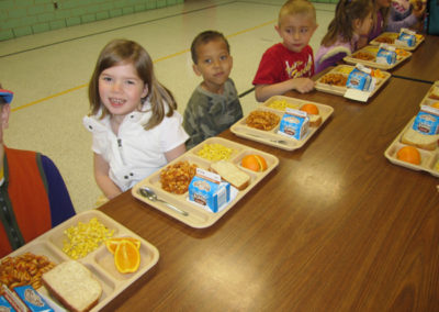 Detroit lakes Elementary lunch